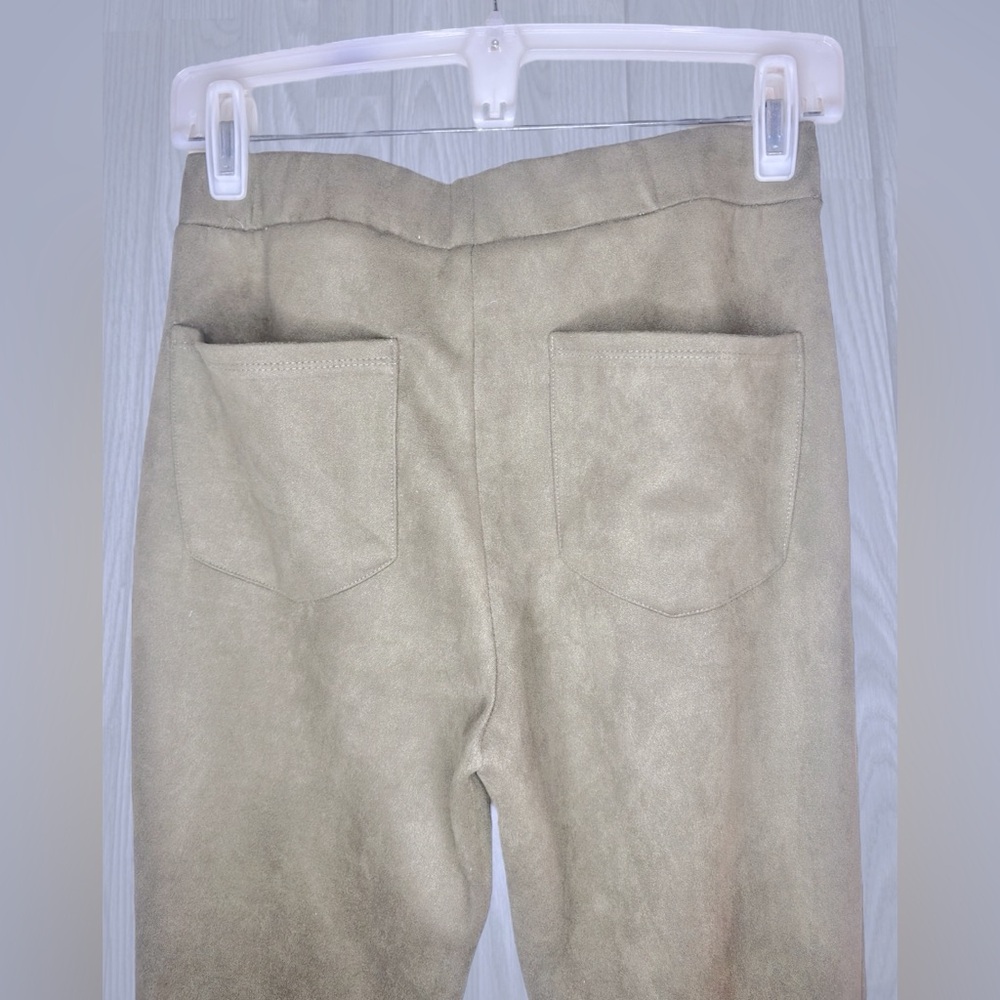 CHRYSANTHEMUM Women’s Faux Suede Flare Pants - Picture 6 of 10